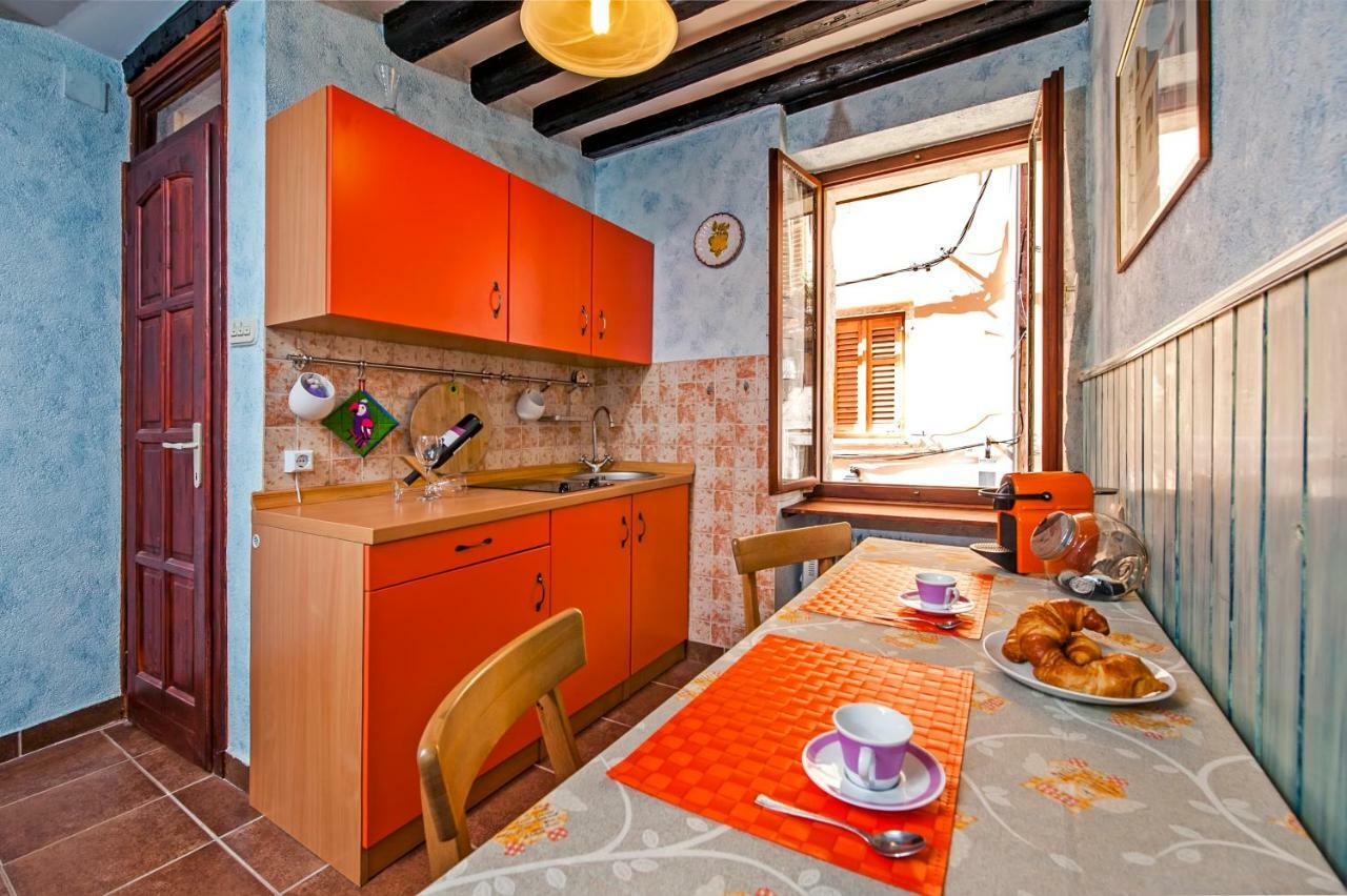 Studio Apartment Grisia Rovinj Exteriör bild